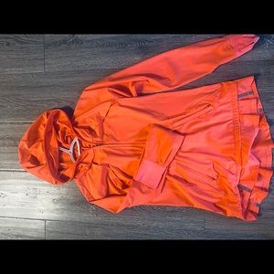 LULULEMON windbreaker